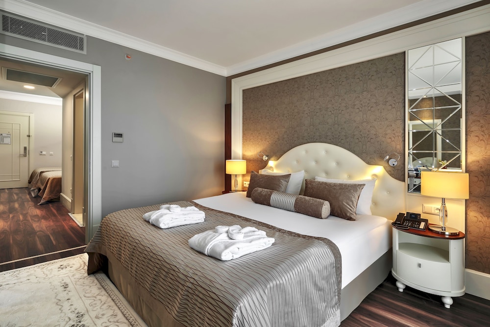 Sunis Efes Royal Palace Resort & Spa Rezervasyon