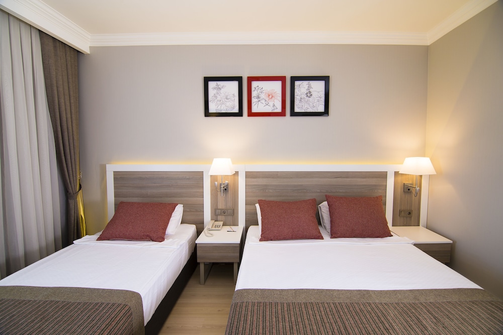 LRS Port River Hotel & Spa Rezervasyon