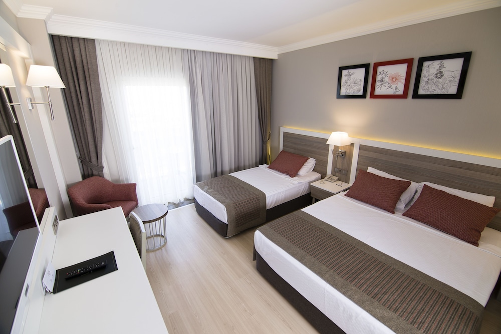 LRS Port River Hotel & Spa Rezervasyon
