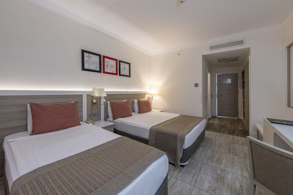 LRS Port River Hotel & Spa Rezervasyon