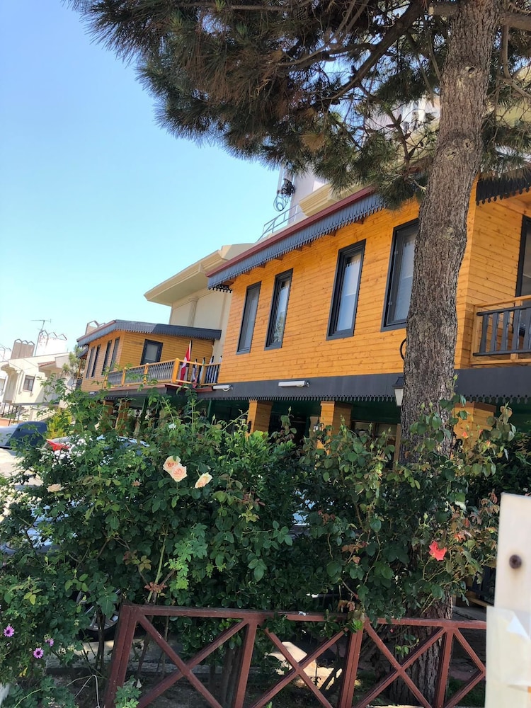Hotel Family Resort Rezervasyon