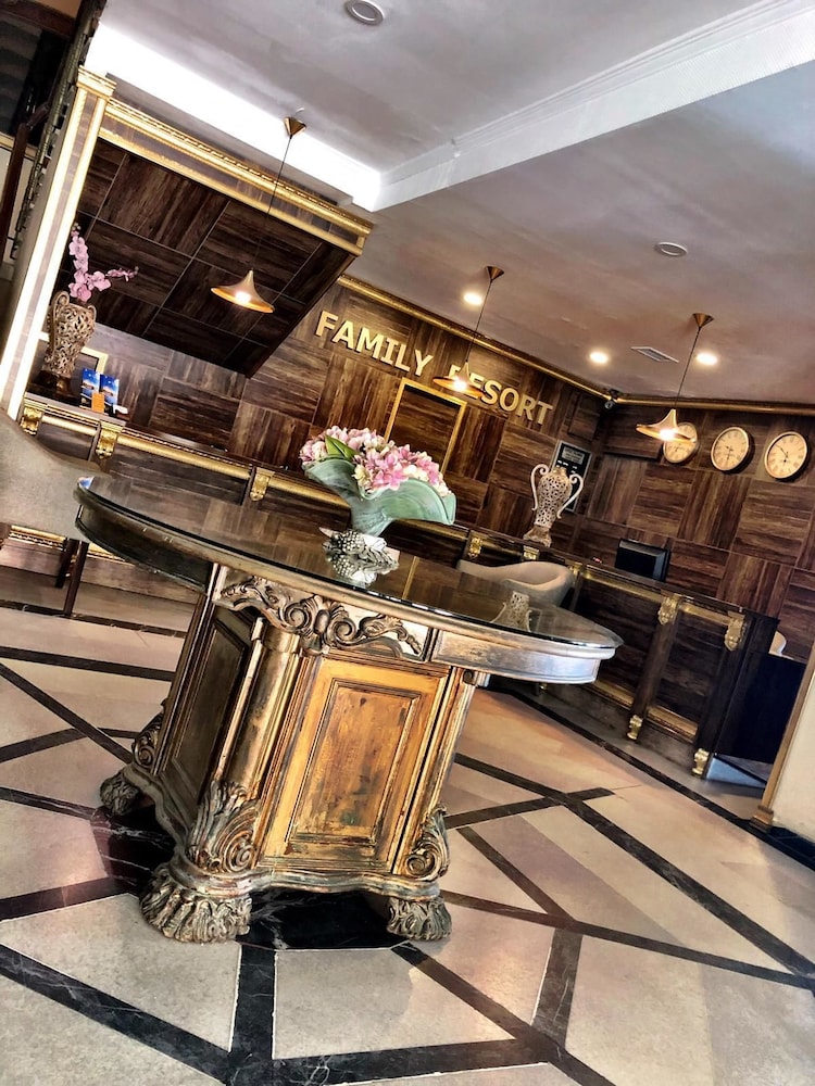 Hotel Family Resort Rezervasyon