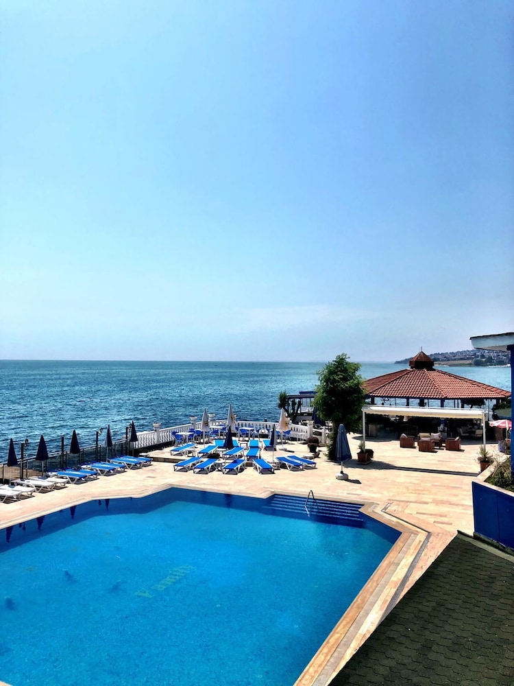 Hotel Family Resort Rezervasyon