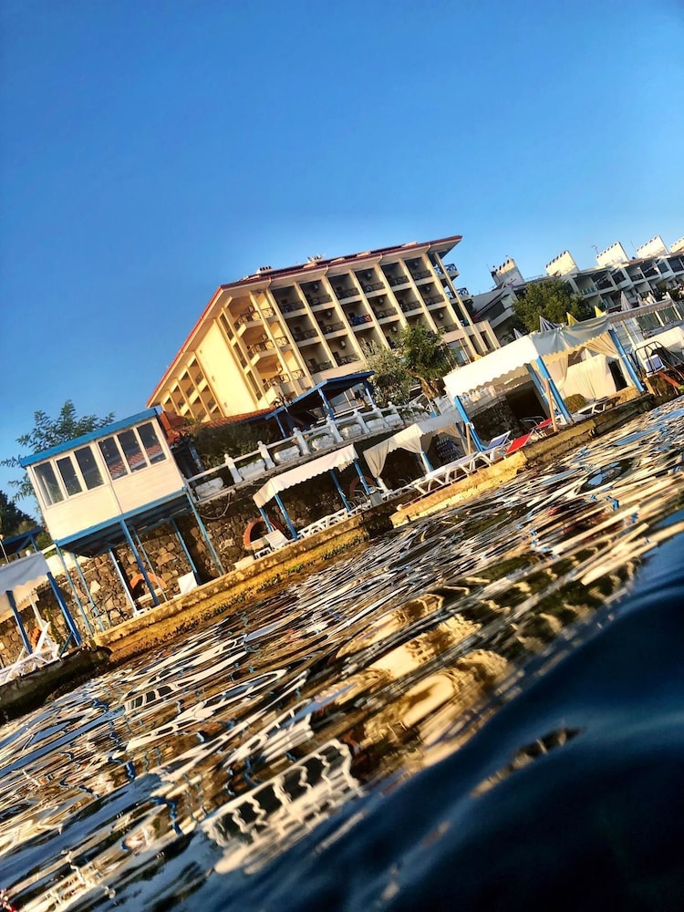 Hotel Family Resort Rezervasyon