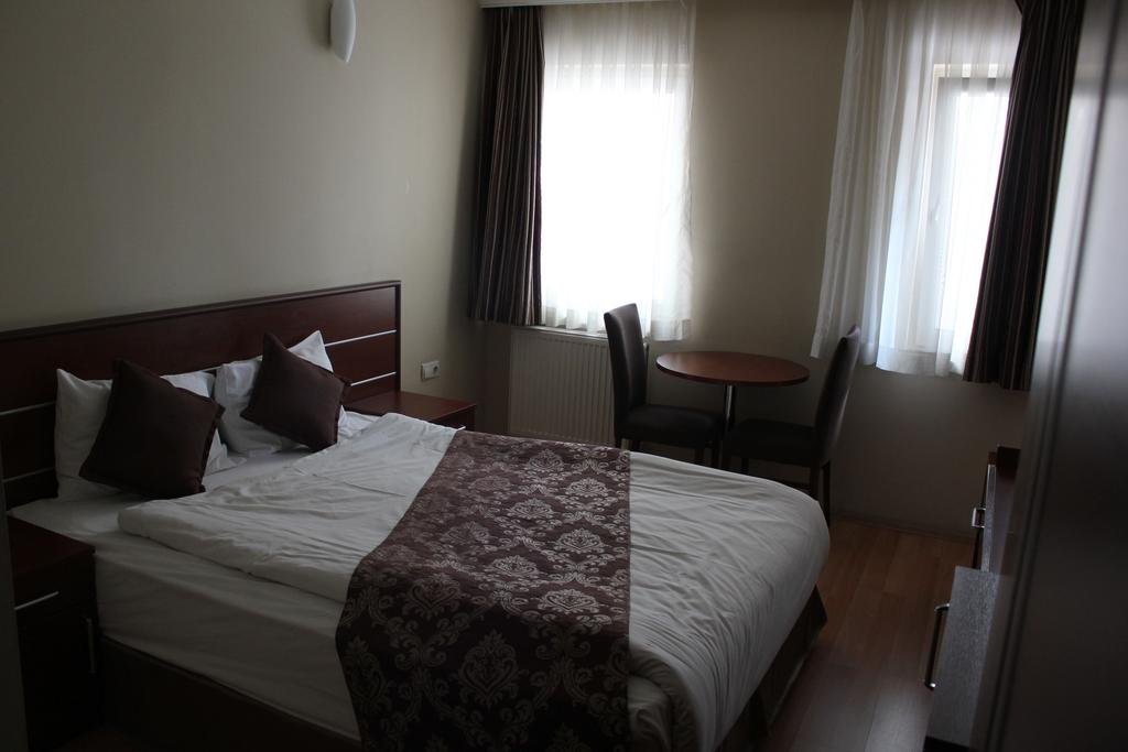 Siyav Hotel Rezervasyon