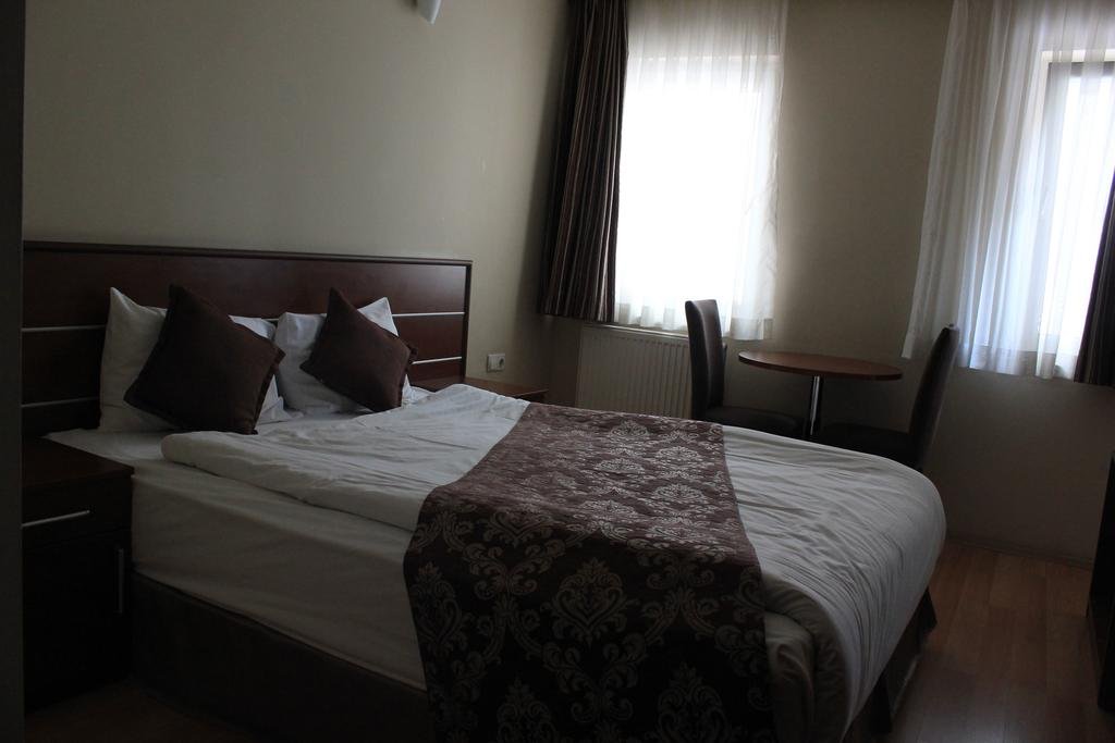 Siyav Hotel Rezervasyon