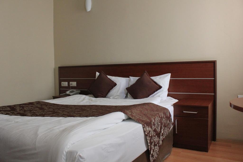 Siyav Hotel Rezervasyon
