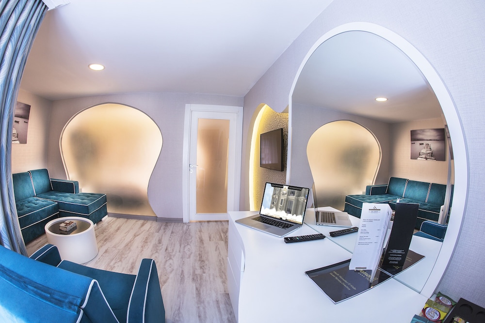 Demonti Hotel Rezervasyon