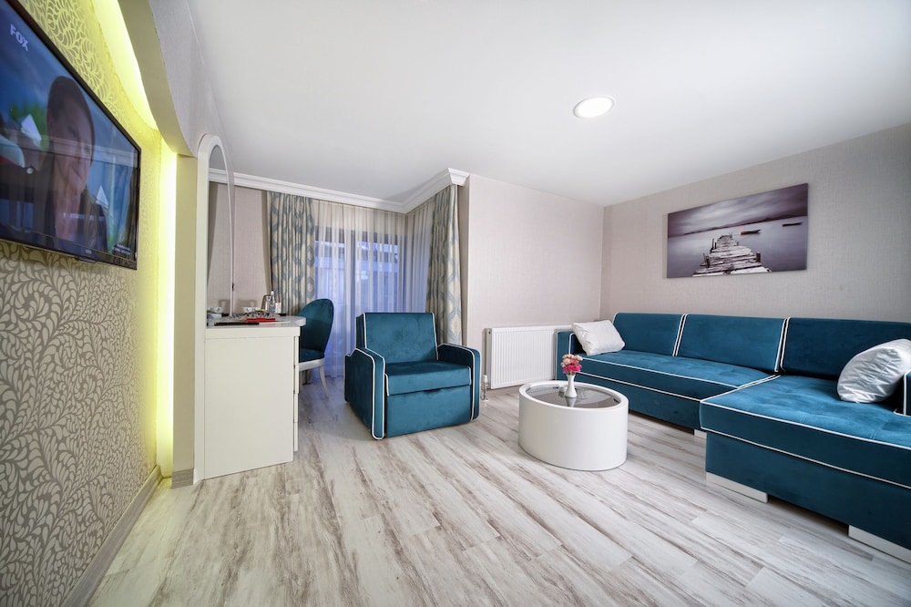 Demonti Hotel Rezervasyon