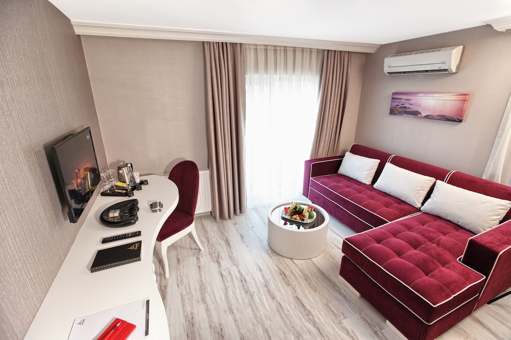 Demonti Hotel Rezervasyon