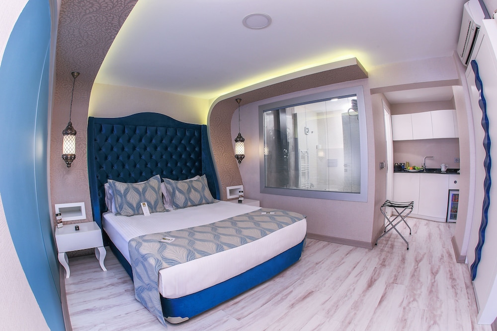 Demonti Hotel Rezervasyon