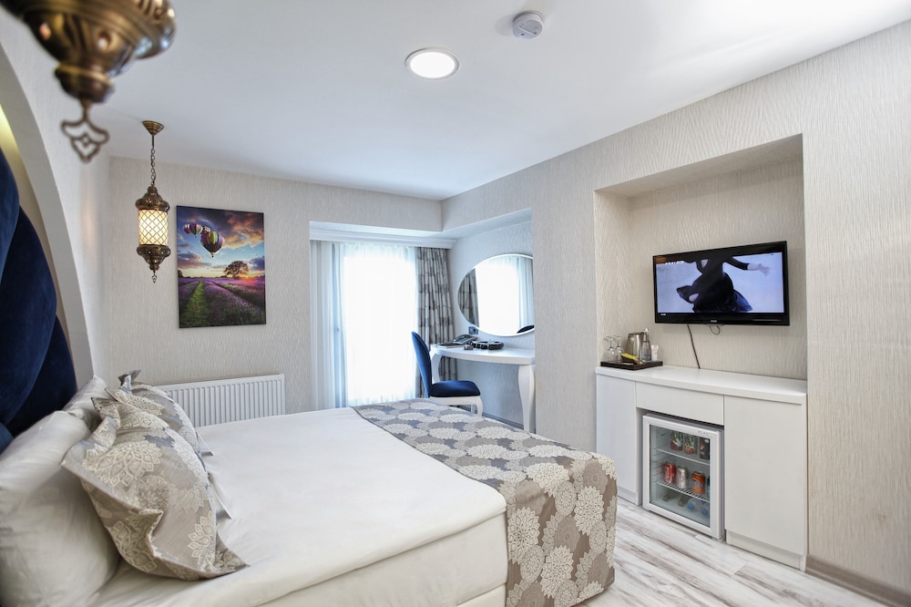 Demonti Hotel Rezervasyon