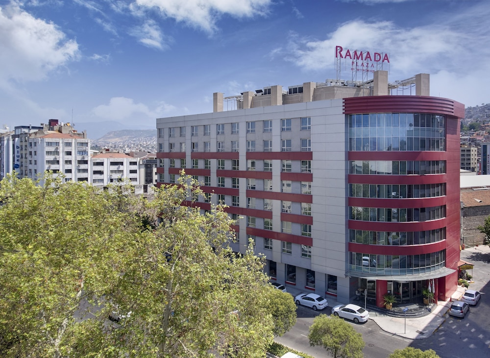 Ramada Plaza by Wyndham Izmir Rezervasyon