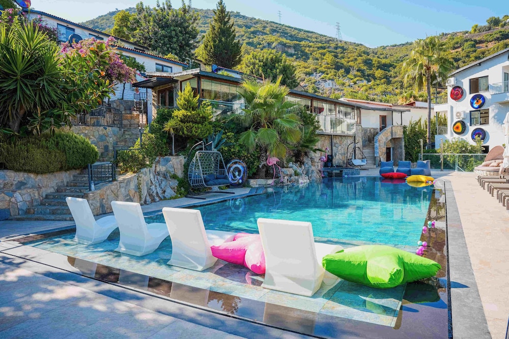 I?llusion Beach Club Hotel Rezervasyon