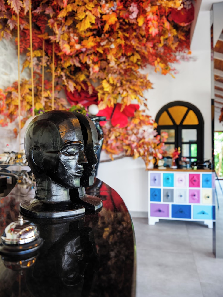 I?llusion Beach Club Hotel Rezervasyon