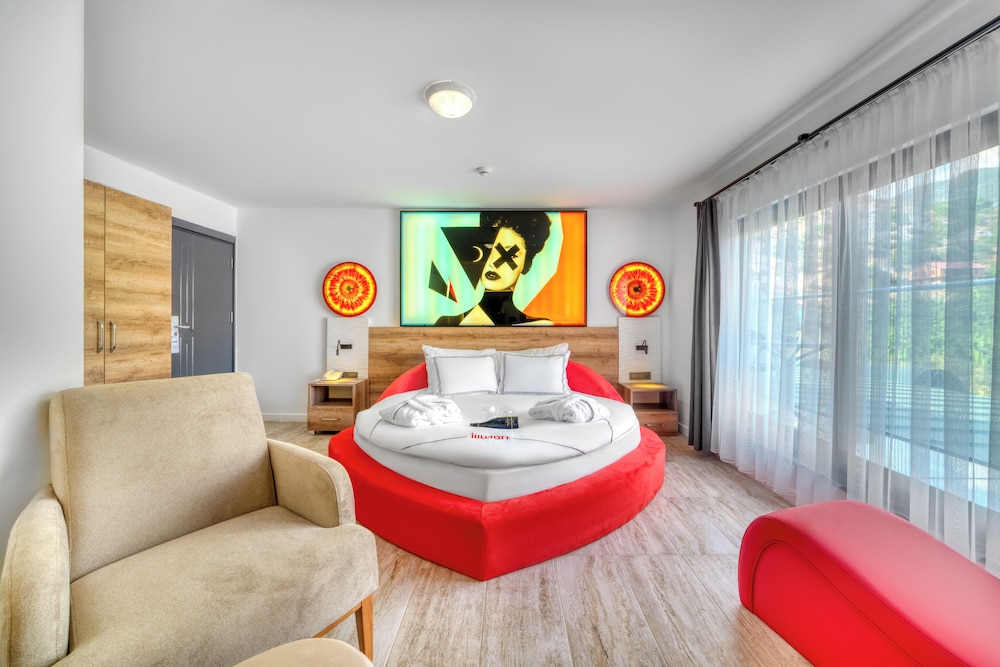 I?llusion Beach Club Hotel Rezervasyon