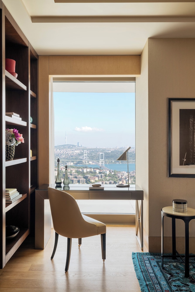 Raffles Istanbul Rezervasyon