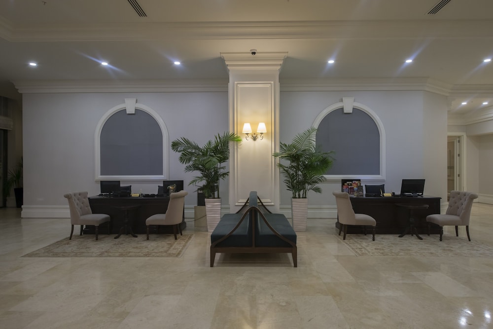 Vialand Palace Hotel Rezervasyon