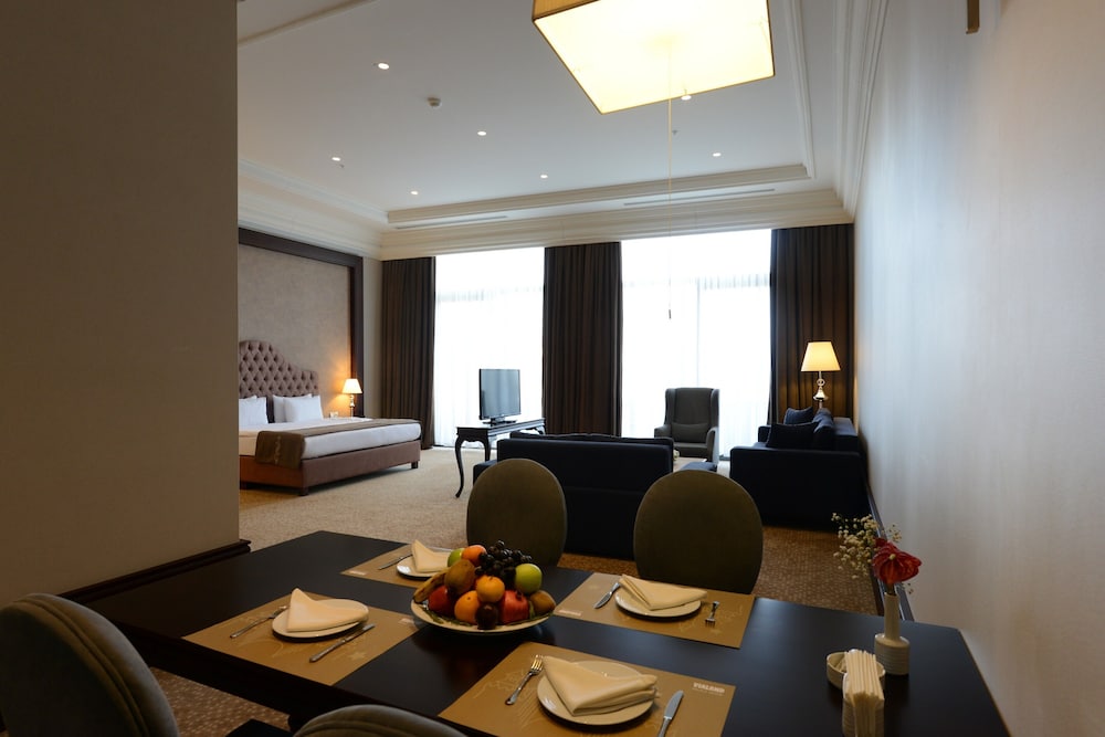 Vialand Palace Hotel Rezervasyon