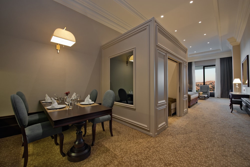 Vialand Palace Hotel Rezervasyon
