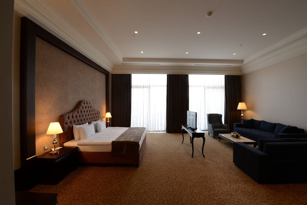 Vialand Palace Hotel Rezervasyon