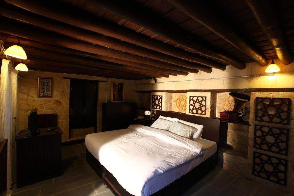 Tepebaşı Konakları Rezervasyon