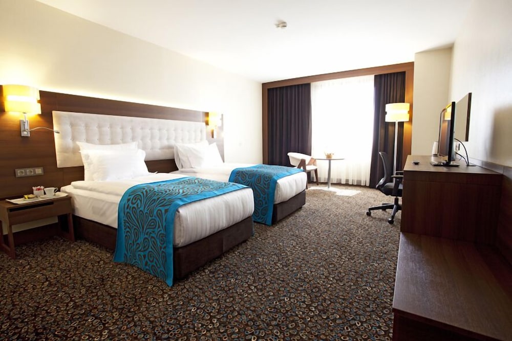 Teymur Continental Hotel & Convention Center Rezervasyon