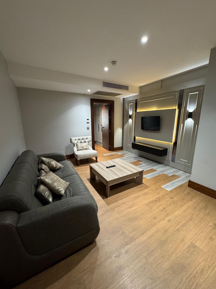 Teymur Continental Hotel & Convention Center Rezervasyon