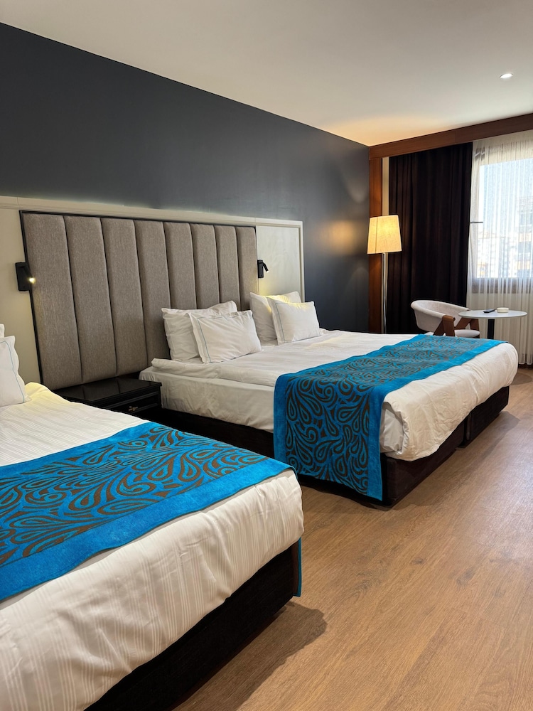Teymur Continental Hotel & Convention Center Rezervasyon