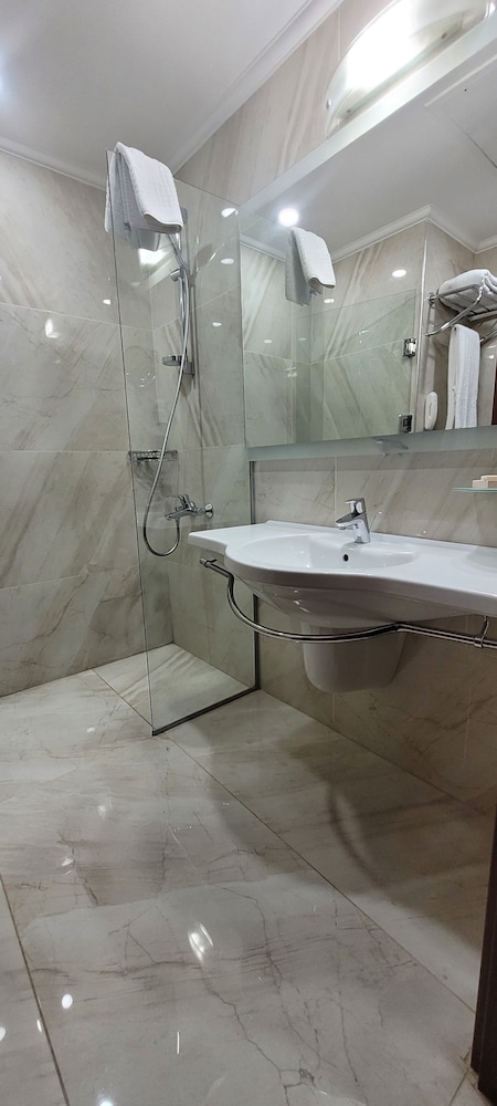 Teymur Continental Hotel & Convention Center Rezervasyon