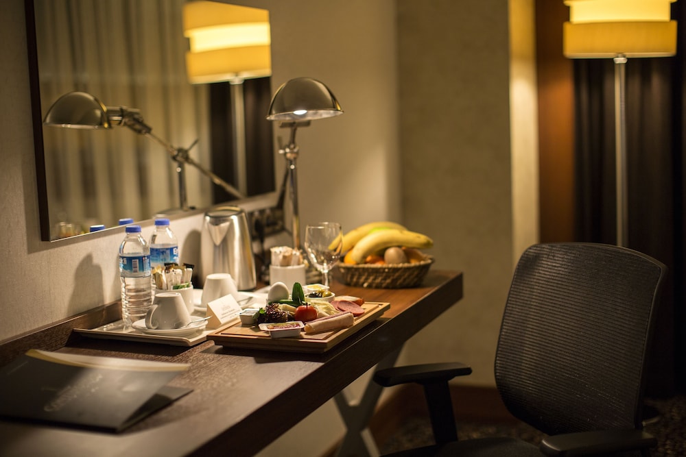 Teymur Continental Hotel & Convention Center Rezervasyon