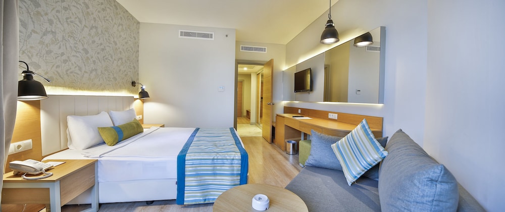 Calido Maris Hotel Rezervasyon