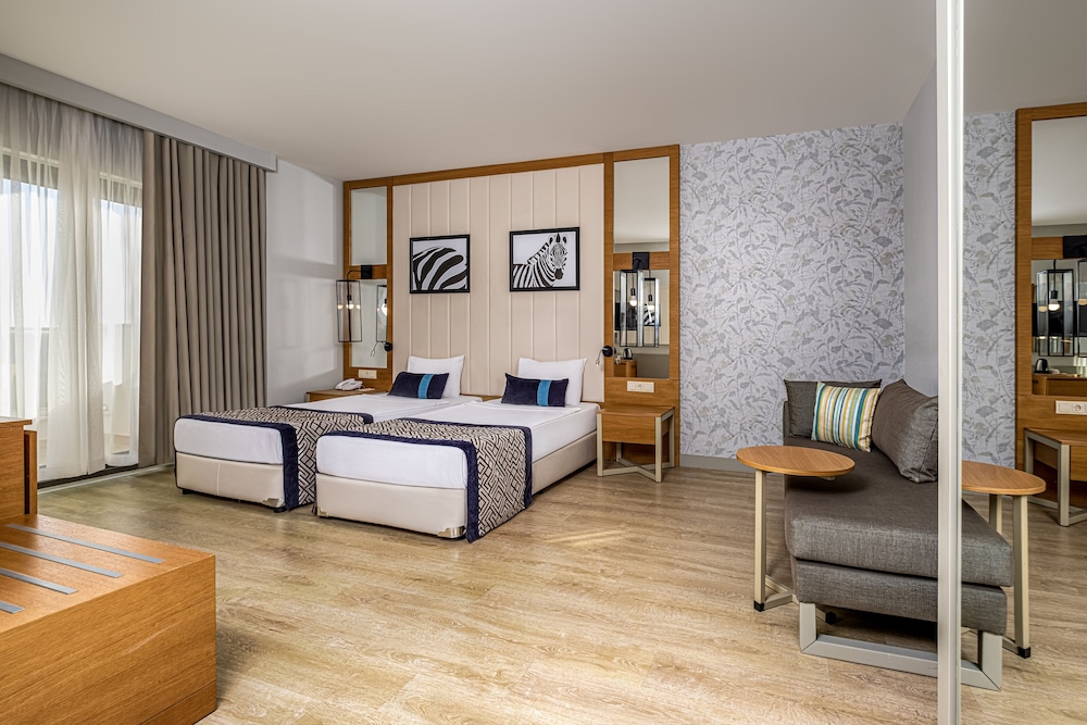Calido Maris Hotel Rezervasyon