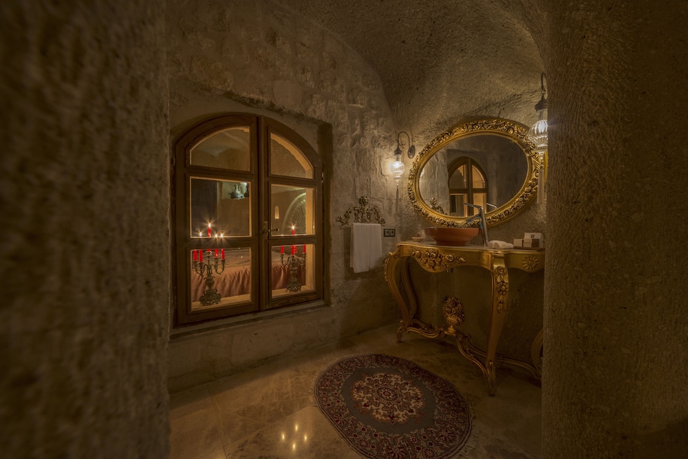 Elika Cave Suites Hotel & SPA Rezervasyon