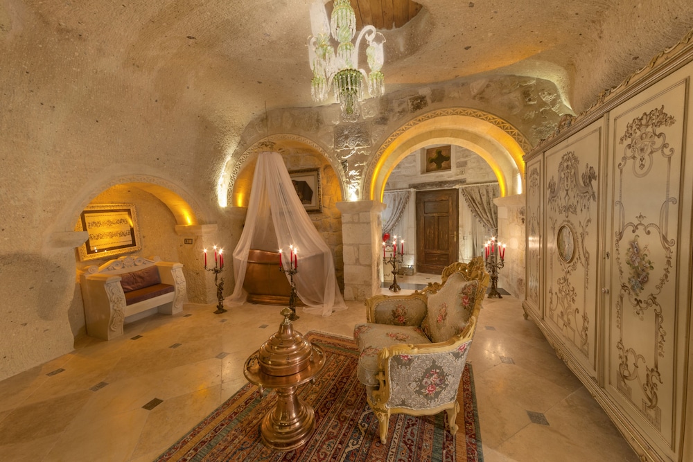 Elika Cave Suites Hotel & SPA Rezervasyon