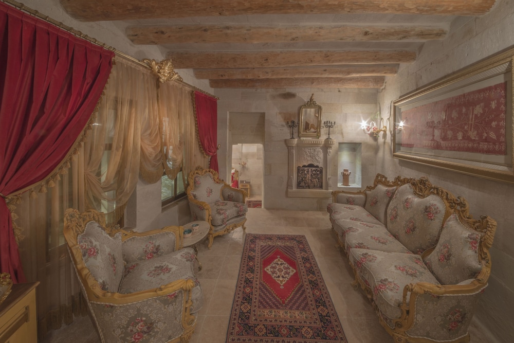 Elika Cave Suites Hotel & SPA Rezervasyon