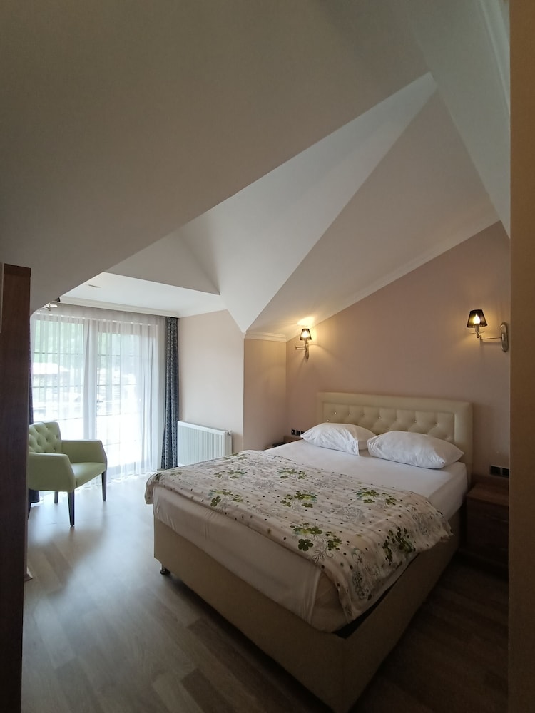 Akpinar Hotel Rezervasyon