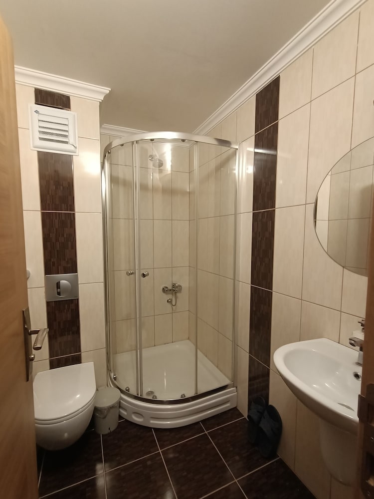 Akpinar Hotel Rezervasyon