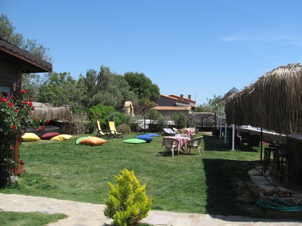 Assos Sardunya Butik Motel Rezervasyon