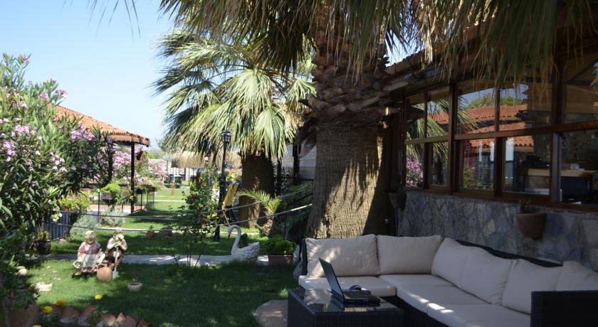 Assos Sardunya Butik Motel Rezervasyon