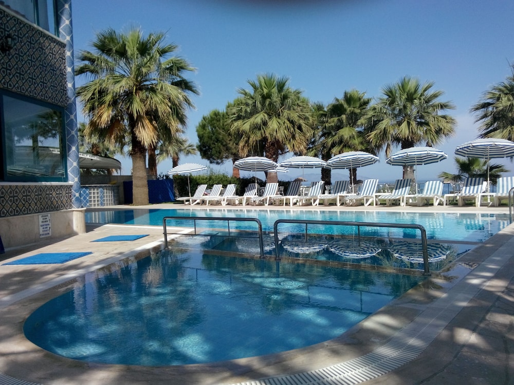 Art Hotel Kusadasi Rezervasyon