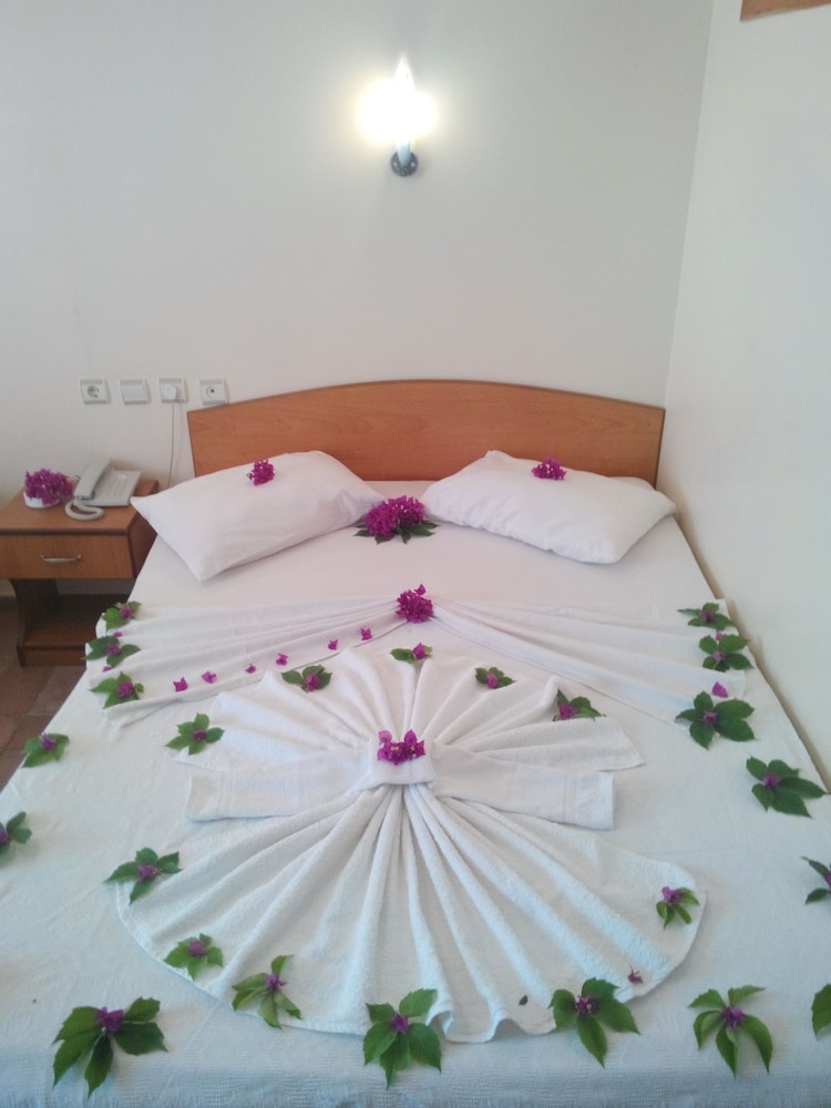 Art Hotel Kusadasi Rezervasyon