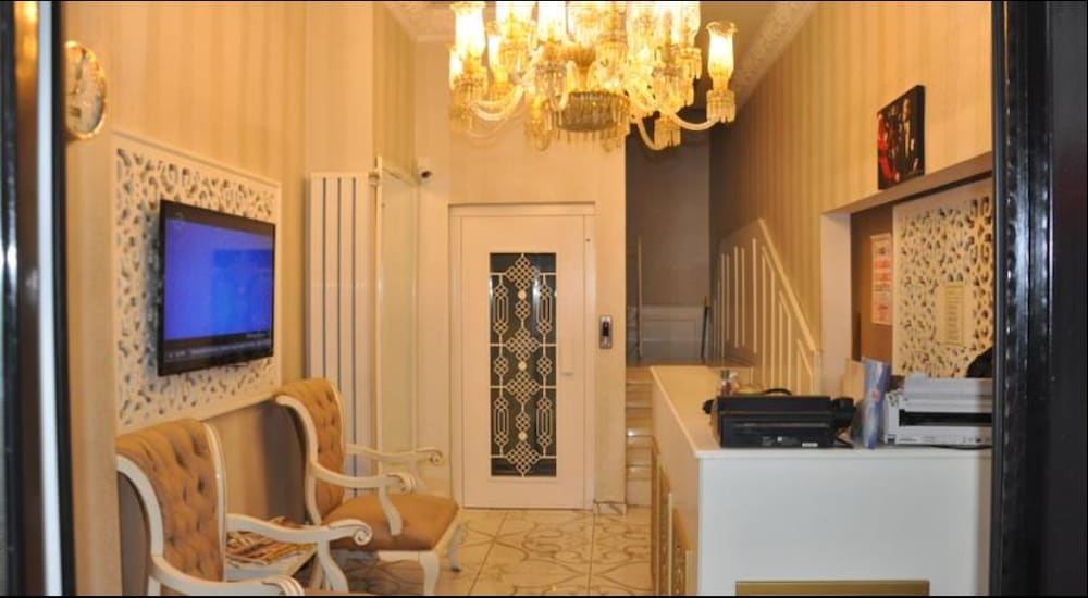 Azade Butik Hotel Rezervasyon