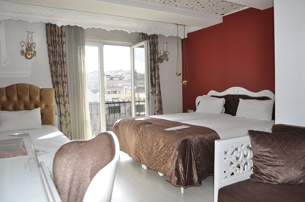 Azade Butik Hotel Rezervasyon