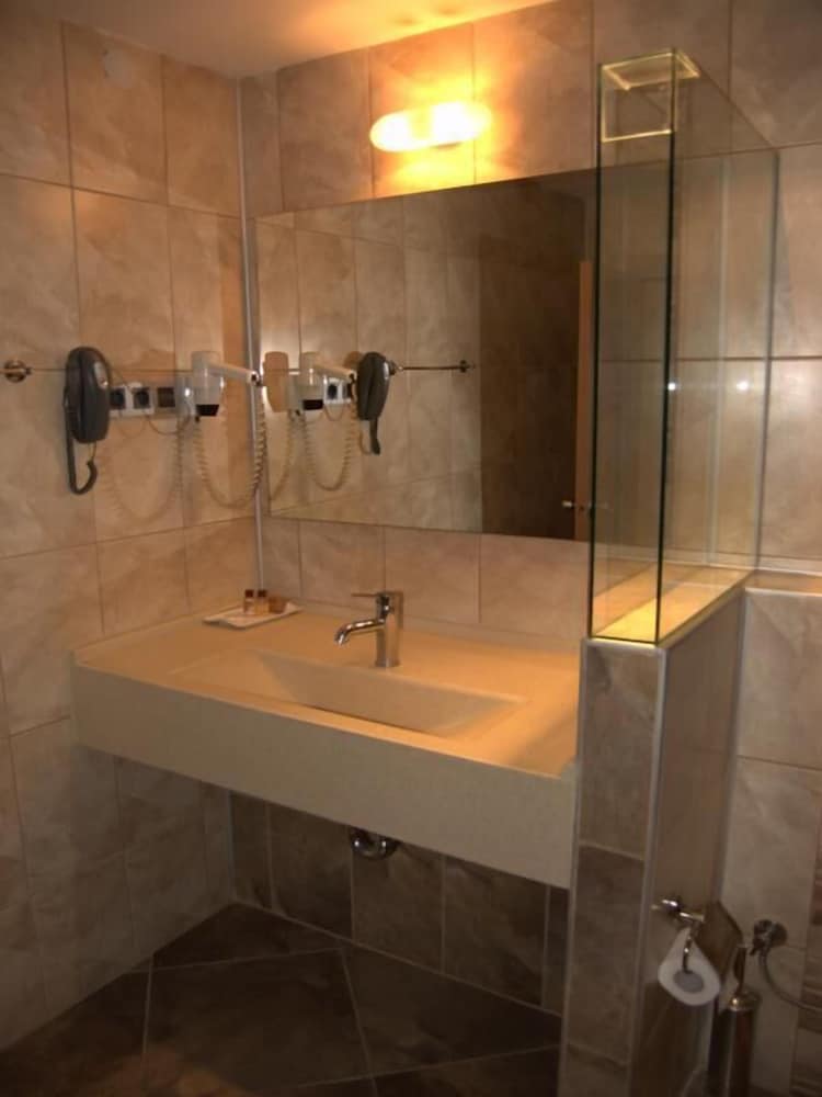 Ayata Hotel Rezervasyon