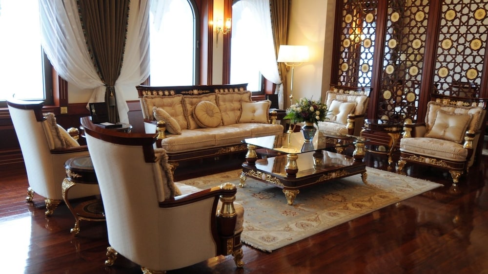 Meyra Palace Rezervasyon