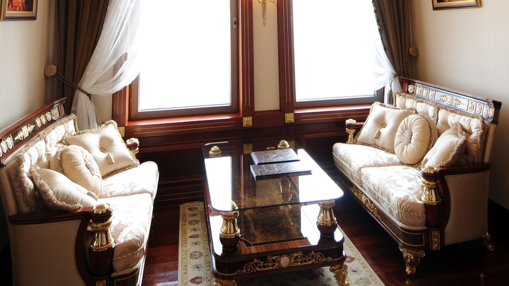 Meyra Palace Rezervasyon