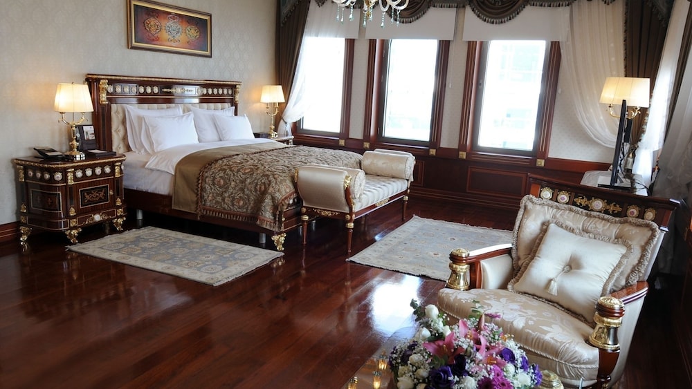 Meyra Palace Rezervasyon