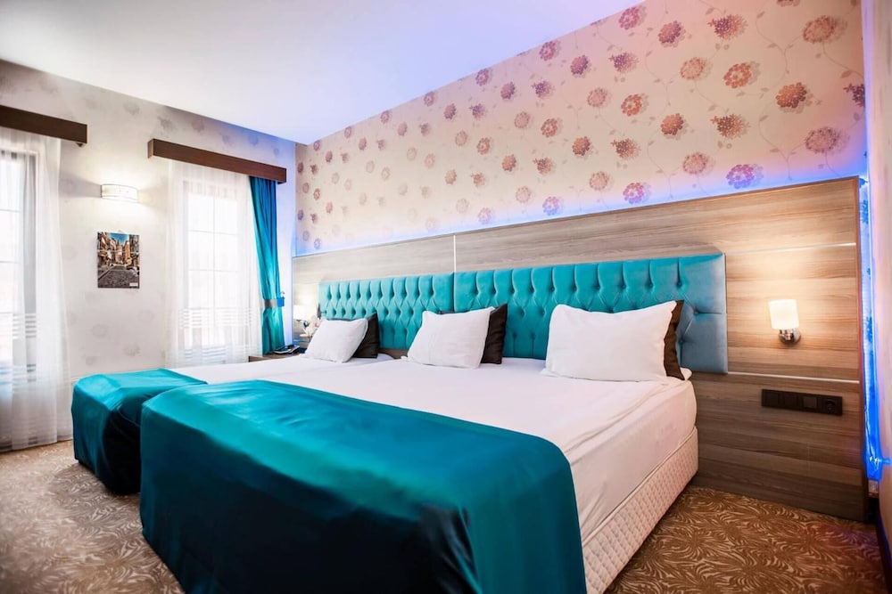 Highway Otel Rezervasyon