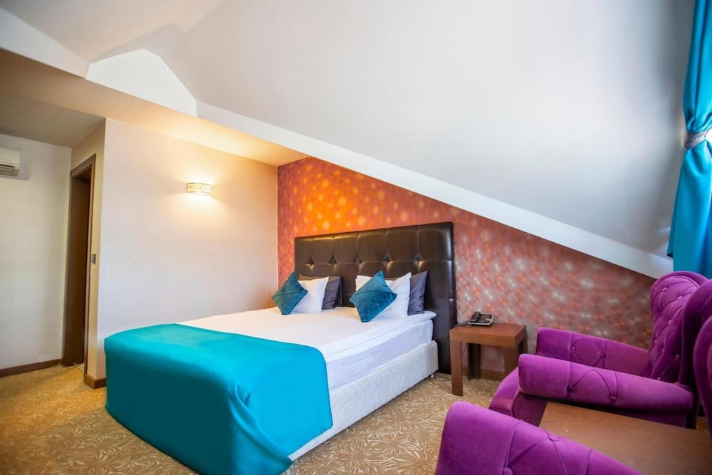 Highway Otel Rezervasyon